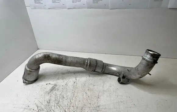 Volkswagen Touareg III Intercooler hose/pipe 059145673EE