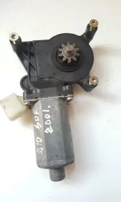 Mercedes-Benz E W210 Front door window regulator motor 0130821708