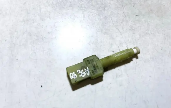 Volkswagen PASSAT B5 Brake pedal sensor switch 443945515