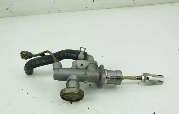 Nissan Primera Clutch master cylinder 