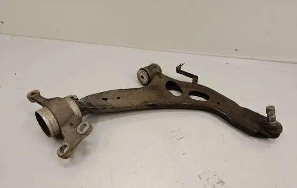 BMW 1 F40 Front lower control arm/wishbone