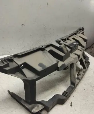 Renault Scenic II - Grand scenic II Top upper radiator support slam panel 8200140174 00003S28
