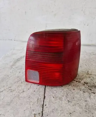 Volkswagen PASSAT B5 Rear/tail lights