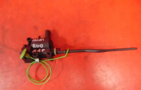 Mini Cooper Countryman R60 Fuel tank cap lock 6985879