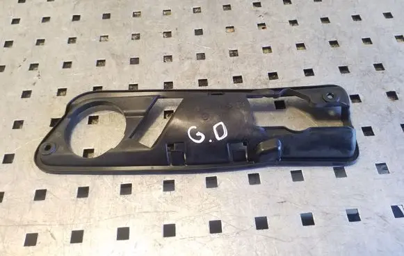 Volkswagen Tiguan Other rear door trim element 5N0839198