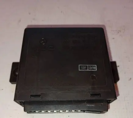 Mercedes-Benz Sprinter W901 W902 W903 W904 Door central lock control unit/module 0165459232 410215004001