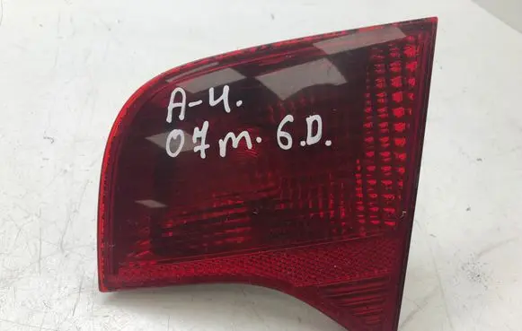 Audi A4 S4 B7 8E 8H Tailgate rear/tail lights 96503802