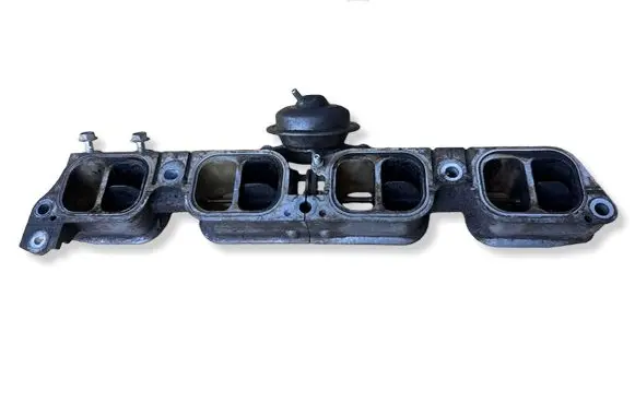 Toyota Avensis T250 Intake manifold 