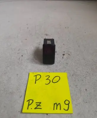 Volkswagen Polo III 6N 6N2 6NF Hazard light switch 693901