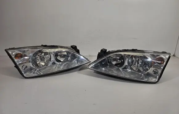 Ford Mondeo Mk III Headlights/headlamps set 13028753045345