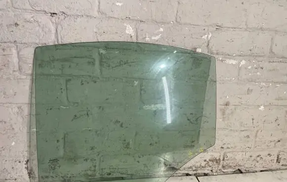 Volvo S80 Rear door window glass 43R001105 E000186 DOT57M20AS2