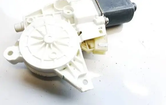 Mercedes-Benz ML W164 Front door window regulator motor 0130822272 a2518200842