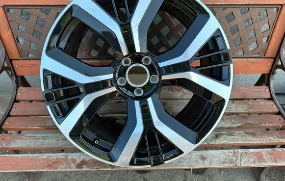 Polestar 2 R20 alloy rim 