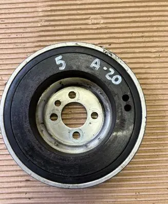 Audi A3 S3 8P Crankshaft pulley 06B105243F