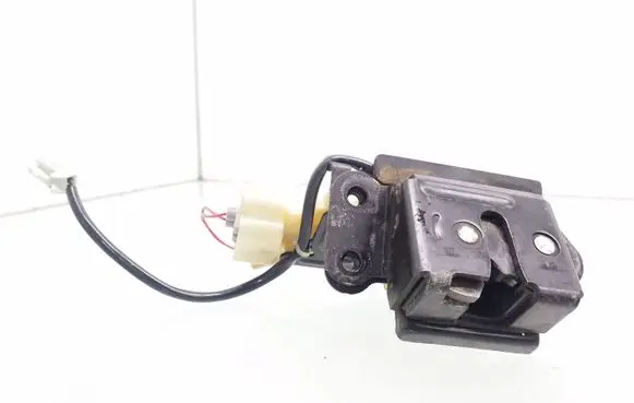 Mazda Premacy Tailgate/trunk/boot lock/catch/latch 001208