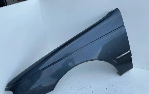 Peugeot 405 Fender