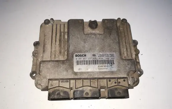 Nissan Primera Engine control unit/module 0281011237 8200305678