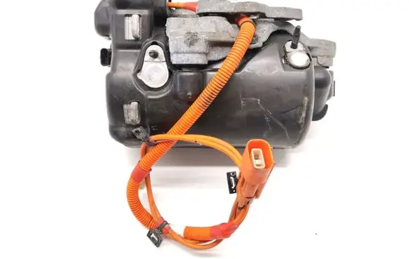 Tesla Model 3 Air conditioning (A/C) compressor (pump) 1088198-00-L
