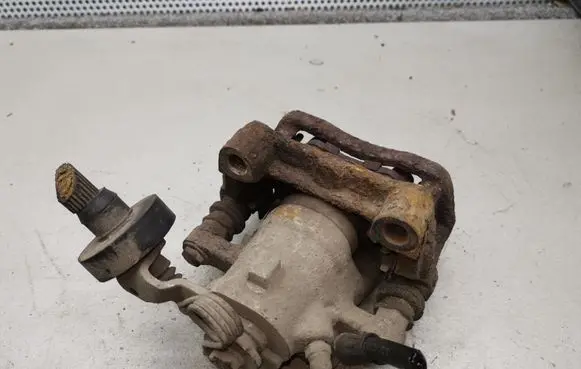 Opel Zafira A Rear brake caliper