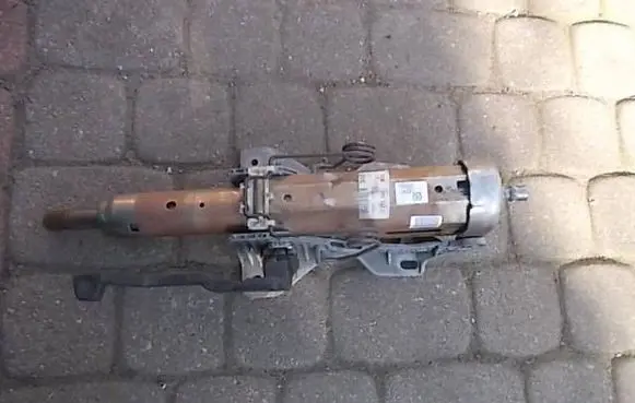 Opel Insignia A Steering wheel axle 13219343 13219344