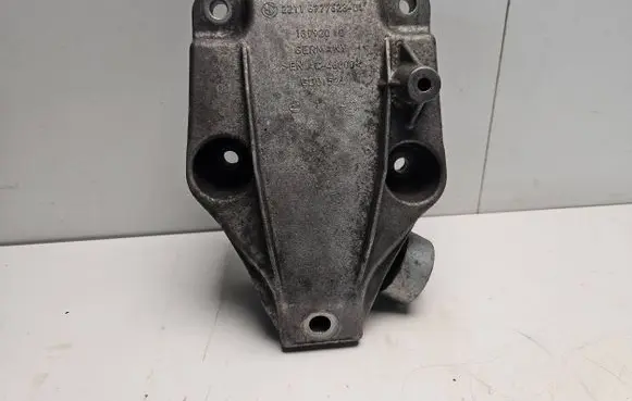 BMW 5 F10 F11 Engine mounting bracket 6777623 GD01524 13992010