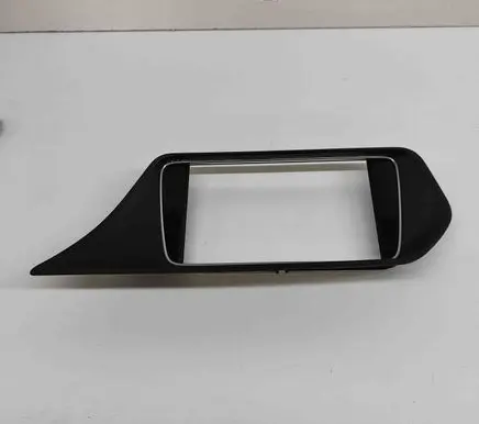 Radio/GPS head unit trim