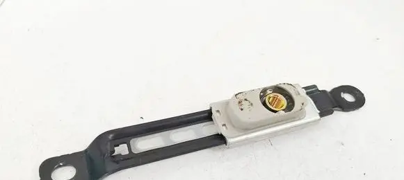 Ford Focus Seat belt adjustment rail 