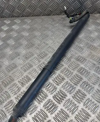 Volkswagen PASSAT B8 Tailgate/trunk strut/damper 3G9827851A 21065792100119