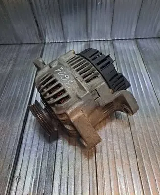 Renault Megane I Generator/alternator 7700862865