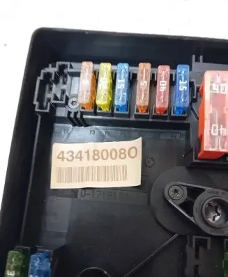 Volkswagen Golf VI Fuse module 1K0937629A 7033908