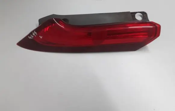 Tailgate rear/tail lights
