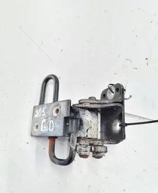 Audi A6 S6 C6 4F Rear door lower hinge 8E0833412E