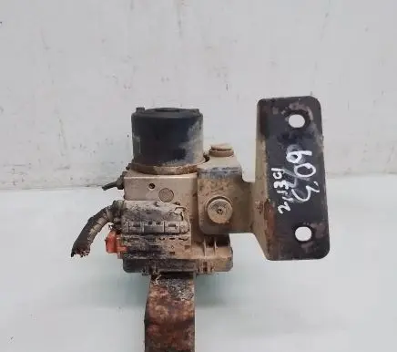 Hyundai Santa Fe ABS Pump 5890026150