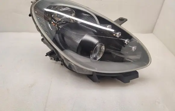 Alfa Romeo Giulietta Headlight/headlamp