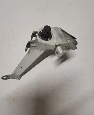 BMW 6 F06 Gran coupe Fender mounting bracket