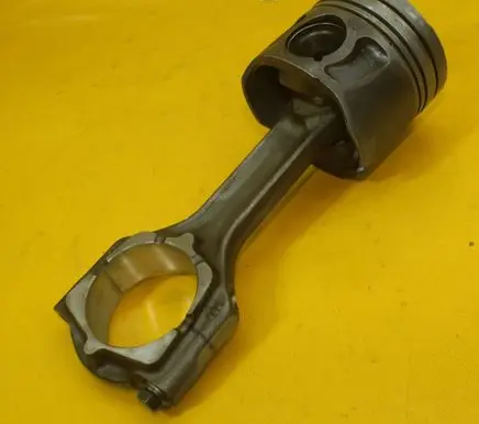 Opel Vectra C Piston with connecting rod 8269