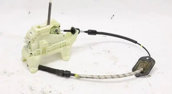 Hyundai Kona I Gear shifter/selector 46700-J9210