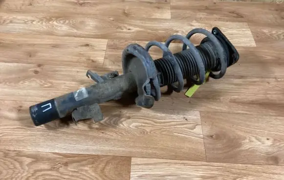 Ford Focus Front shock absorber with coil spring 