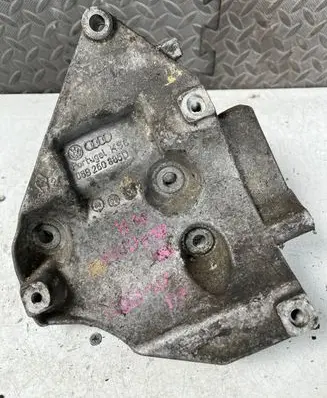 Audi A4 S4 B5 8D A/C compressor mount bracket 06B260885D