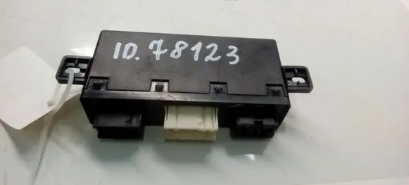 BMW 5 E39 Door control unit/module 61358377596 05071775