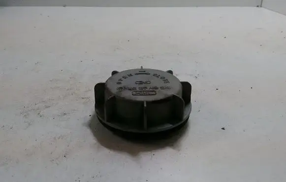 Headlight/headlamp dust cover