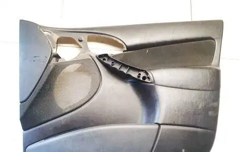 Ford Focus Front door card panel trim 98aba23942 98-ab-a23942