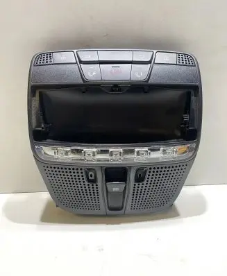 Mercedes-Benz C W205 Front seat light A0009008407 A0009018503