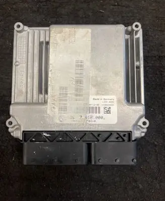 BMW 3 E90 E91 Engine control unit/module 7810000