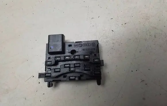 Volkswagen Golf V Steering angle sensor 1K0959654 00203500 32891434