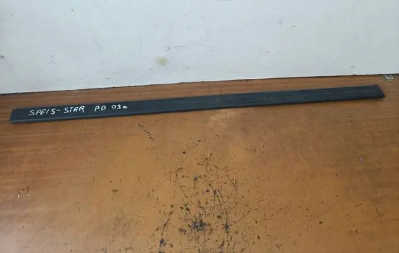 Mitsubishi Space Star Front door trim (molding) 914280