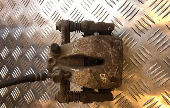 Volkswagen Caddy Rear brake caliper