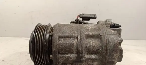 Mini Cooper Countryman F60 Air conditioning (A/C) compressor (pump) 19D786