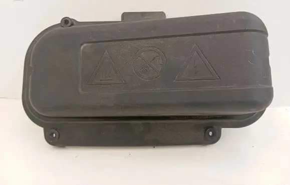 BMW 6 F12 F13 Fuse box cover 7555189