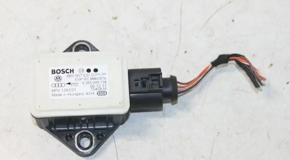 Audi A4 S4 B8 8K ESP acceleration yaw rate sensor 8K0907637C